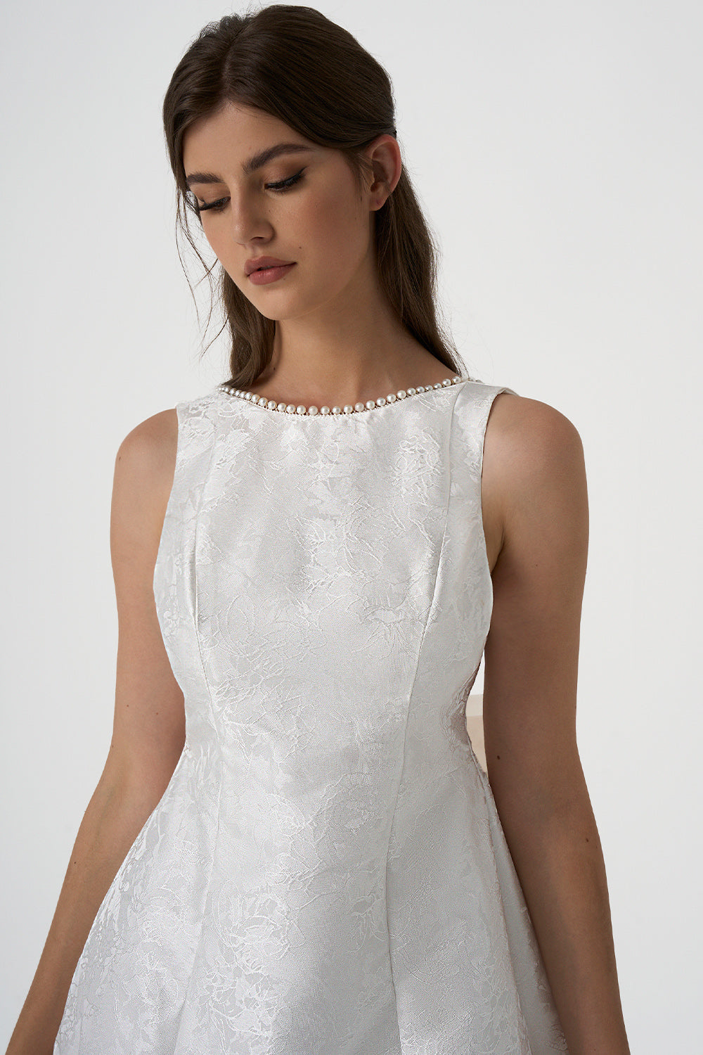 Jacquard Round Neckline Bead Embellished Bow Backless Mini Dress