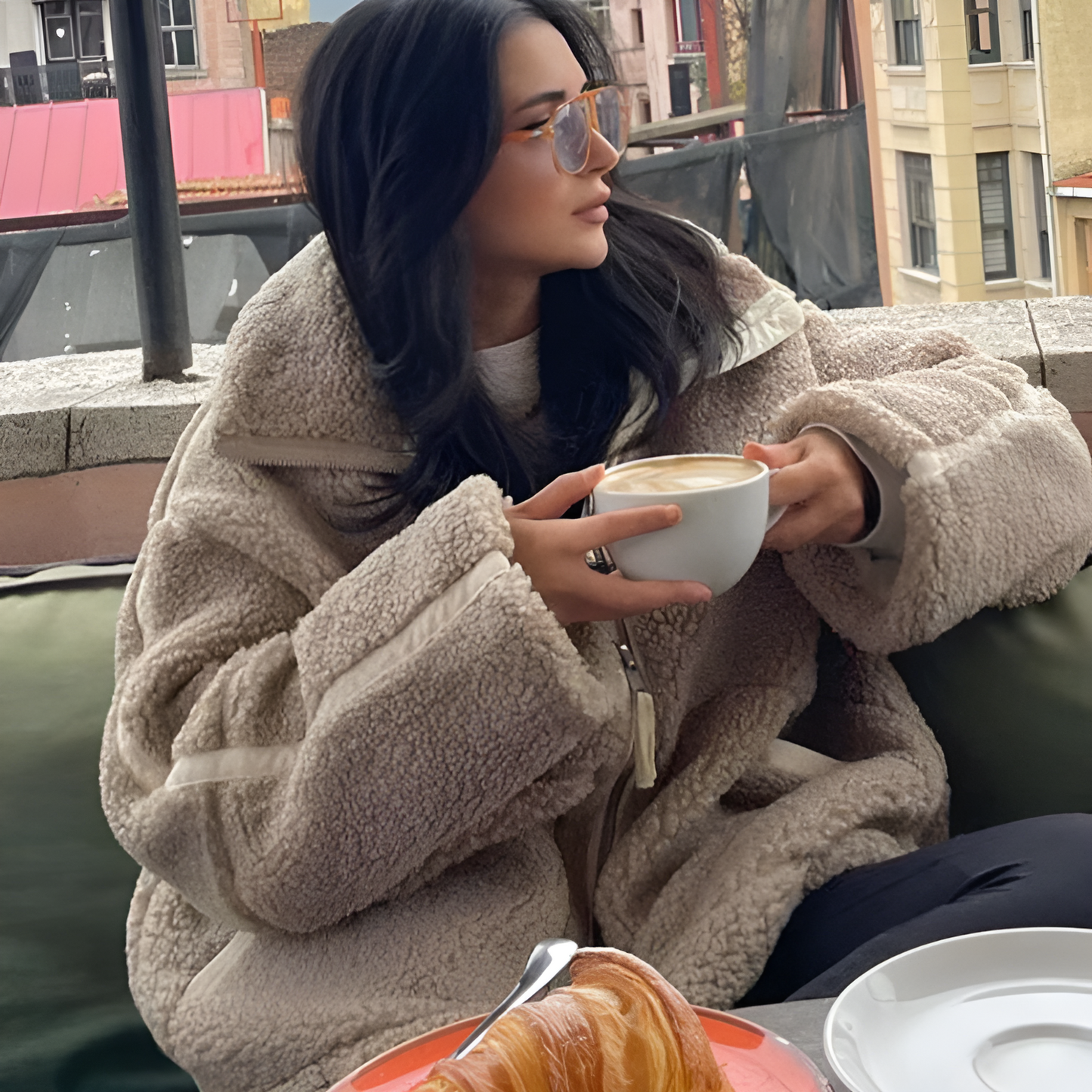 Rosita - Cozy Teddy Jacket